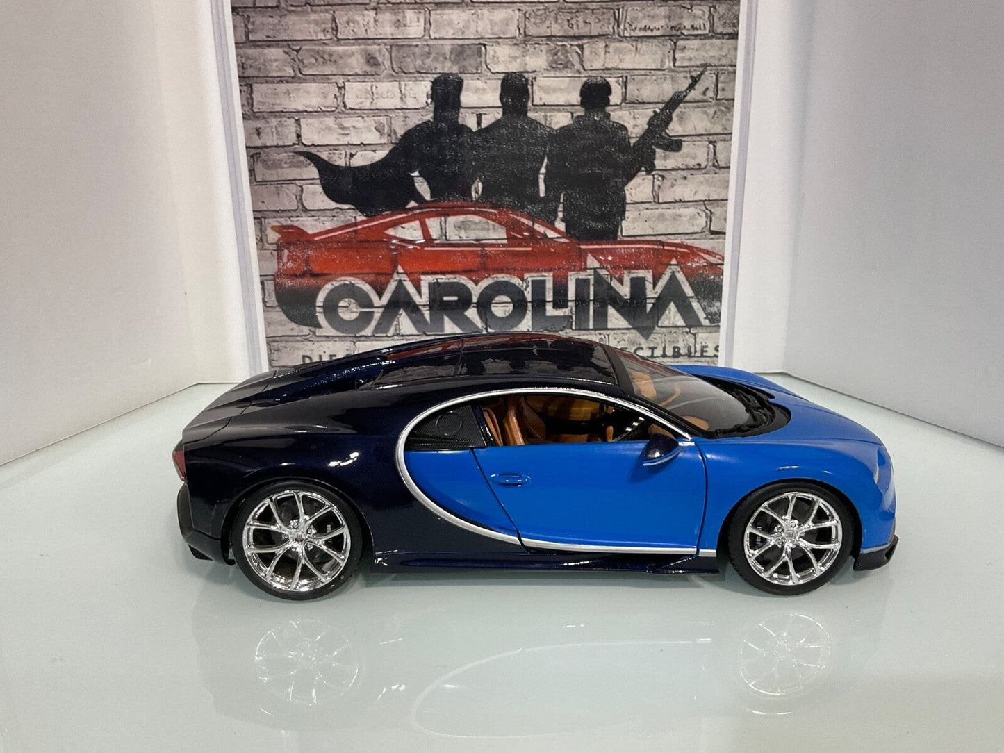 1:18 Burago Bugatti: Chiron Blue