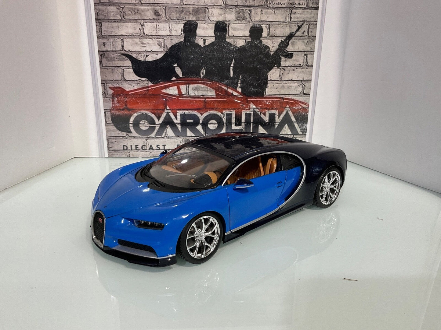 1:18 Burago Bugatti: Chiron Blue